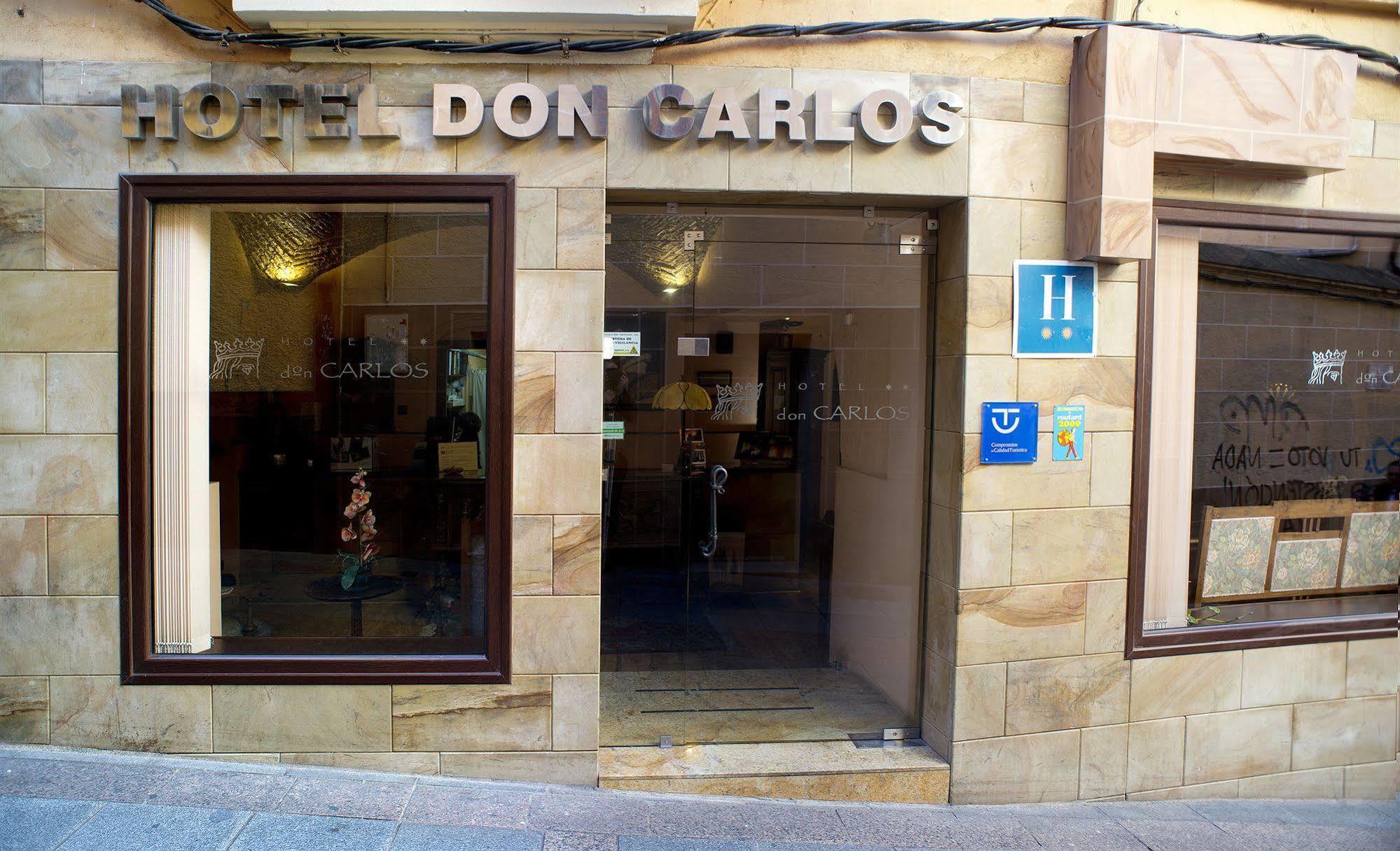 Hotel Don Carlos Cáceres Exterior foto